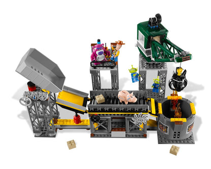 Trash Compactor Escape |7596 | Toy Story