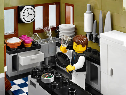 LEGO Creator Expert Parisian Restaurant | 10243 | Creator