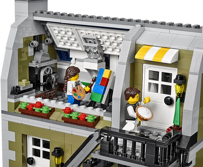 LEGO Creator Expert Parisian Restaurant | 10243 | Creator