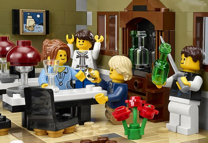 LEGO Creator Expert Parisian Restaurant | 10243 | Creator