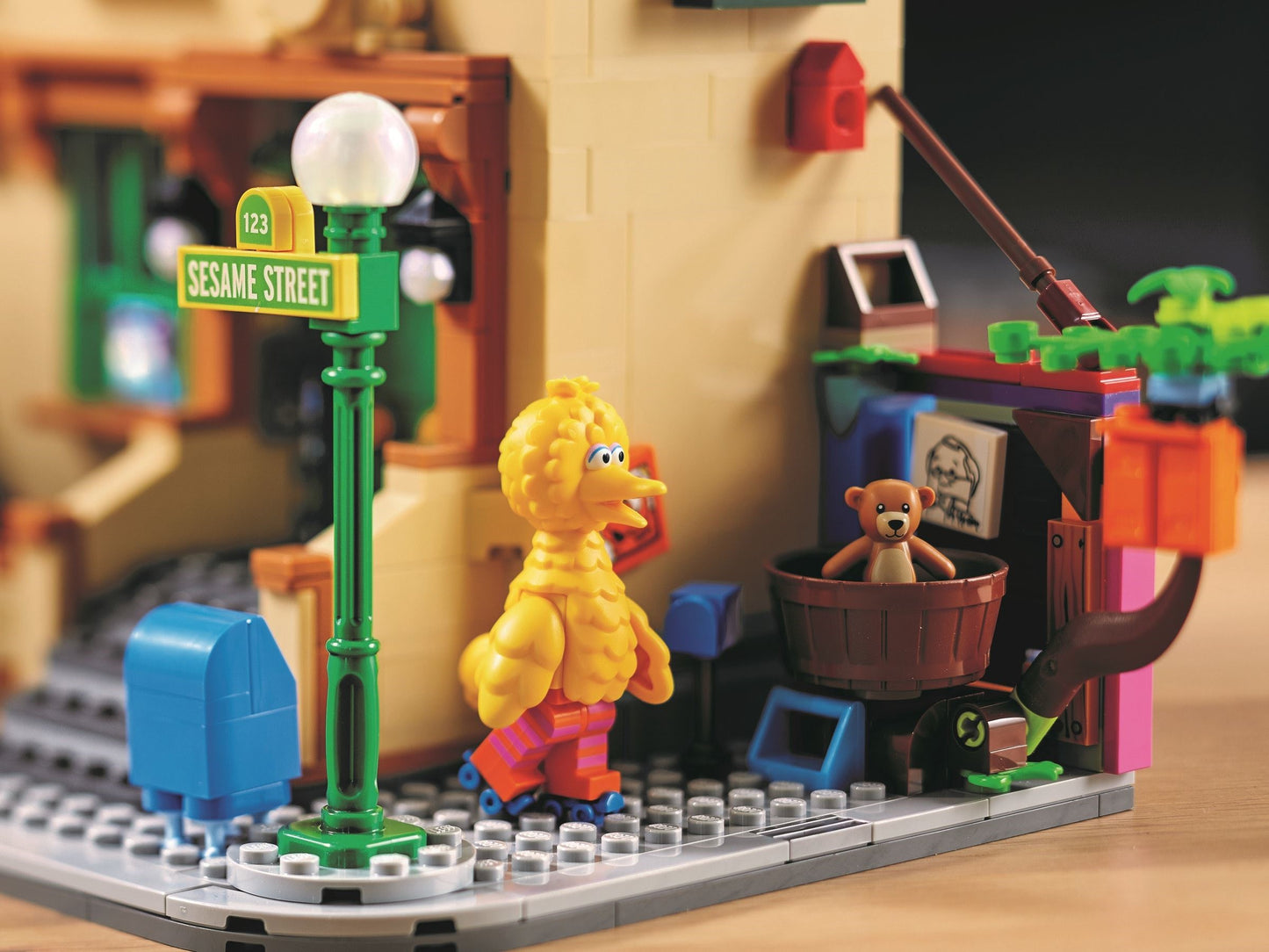 123 Sesame Street 21324 | Ideas | LEGO