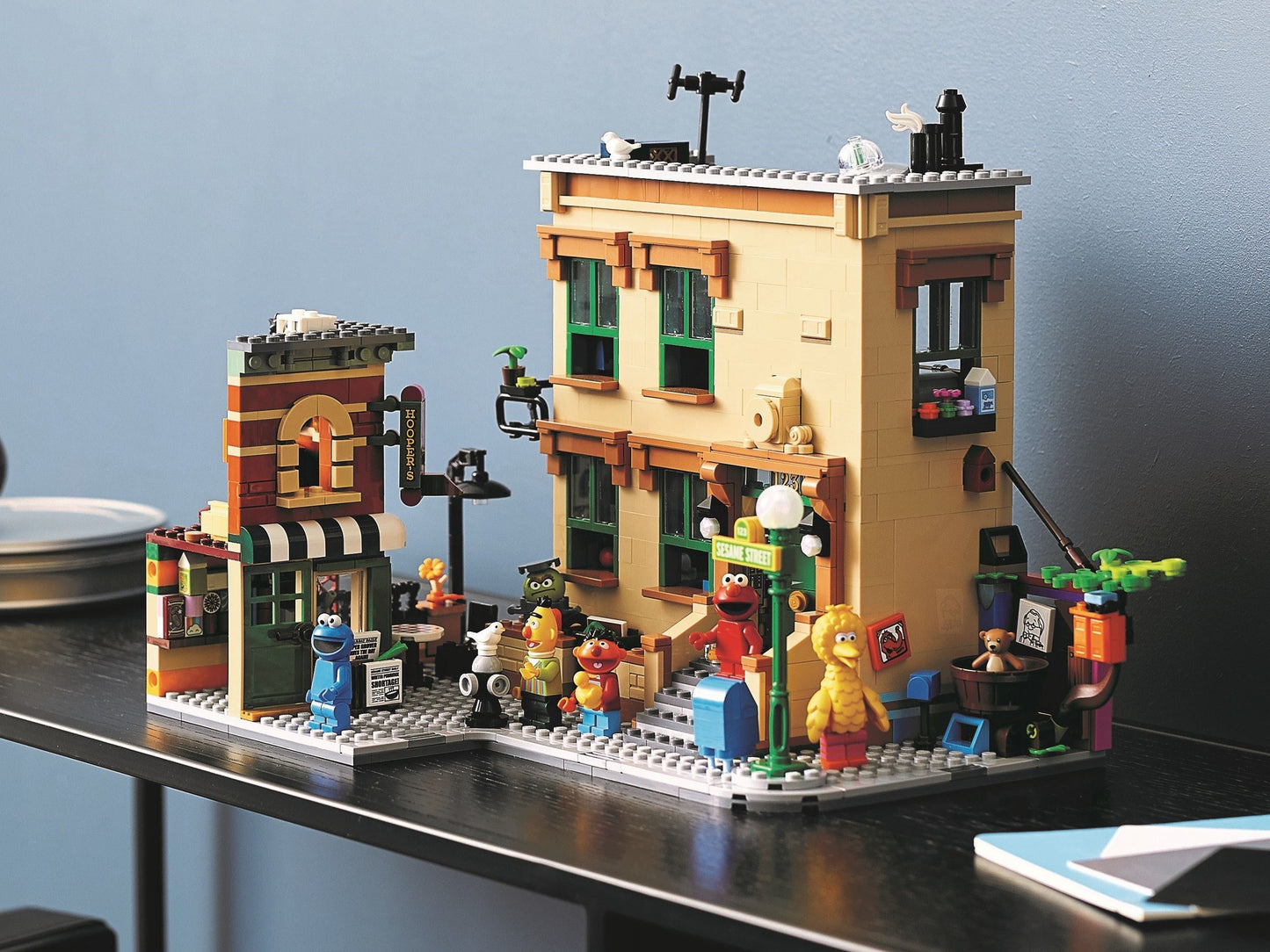 123 Sesame Street 21324 | Ideas | LEGO