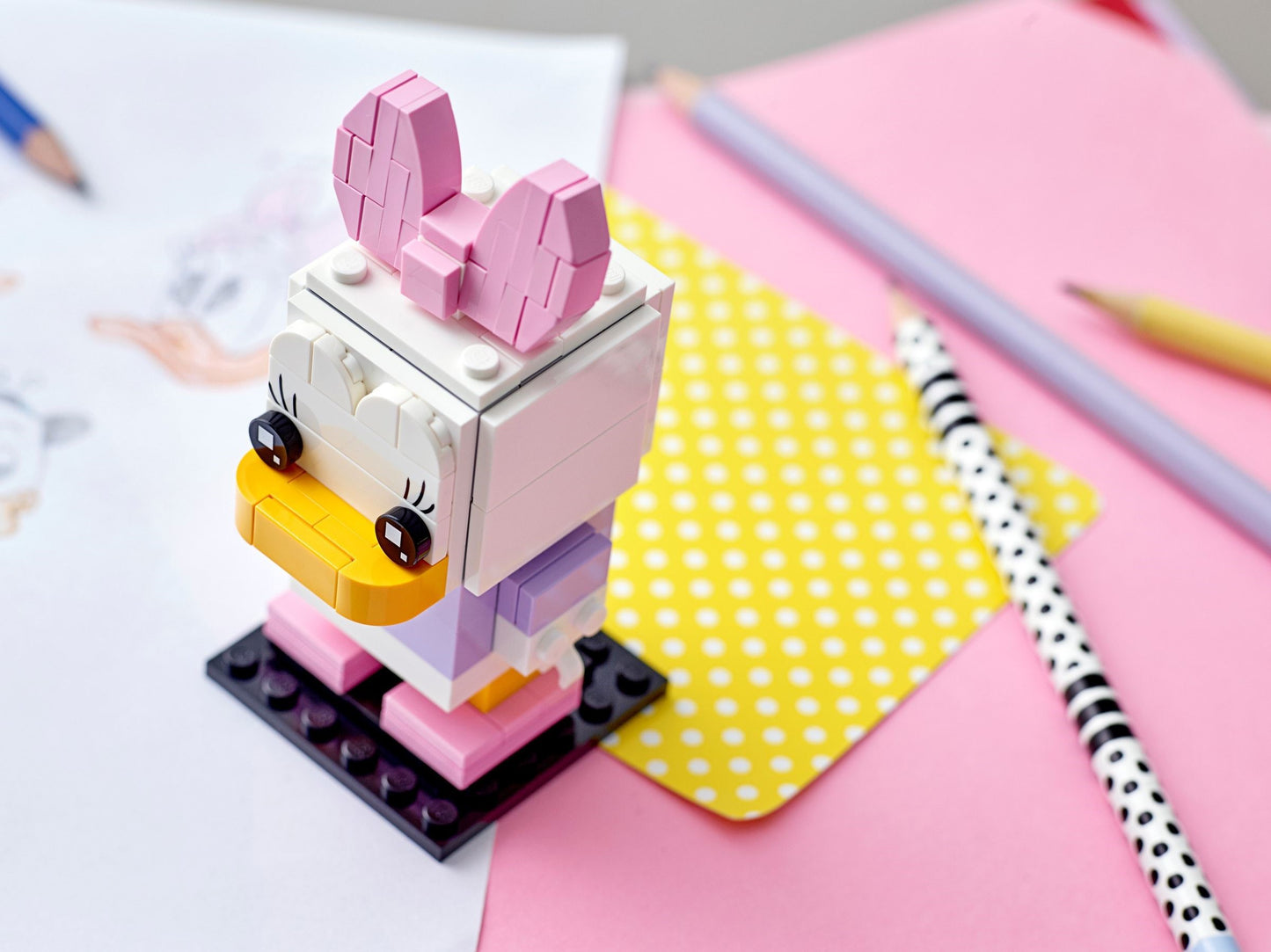 Daisy Duck | 40476 | Brickheadz
